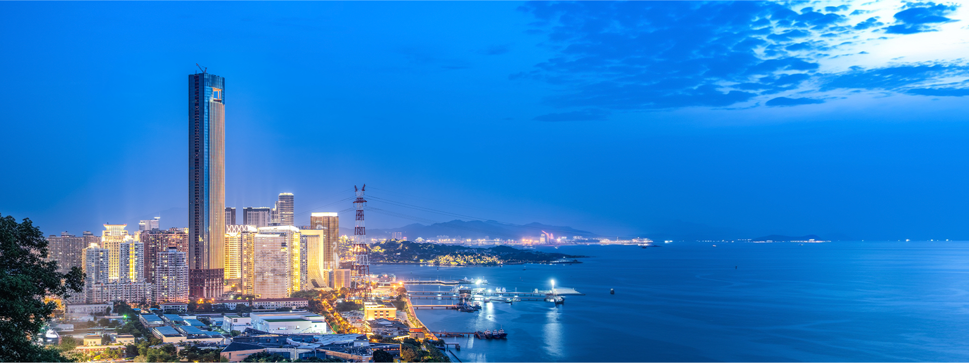 每一座城市地標(biāo)都是一個(gè)堅(jiān)朗展臺(tái)